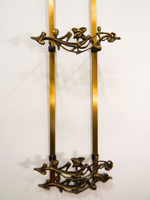 Suporte para pratos.