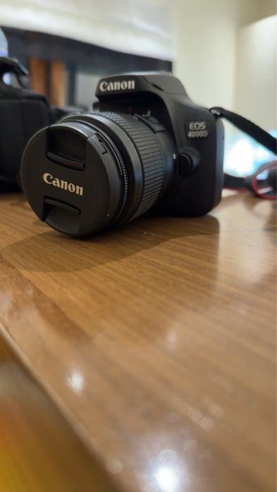 Aparat fotograficzny Canon EOS 4000D