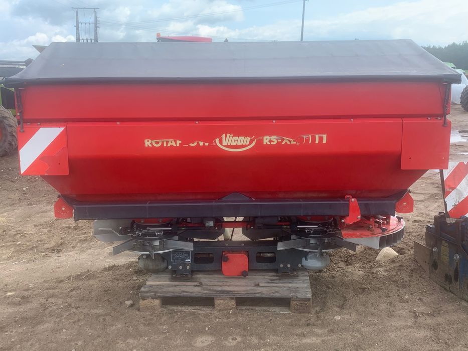 Rozsiewacz do nawozu Vicon Rotaflow RS-XL, Kverneland