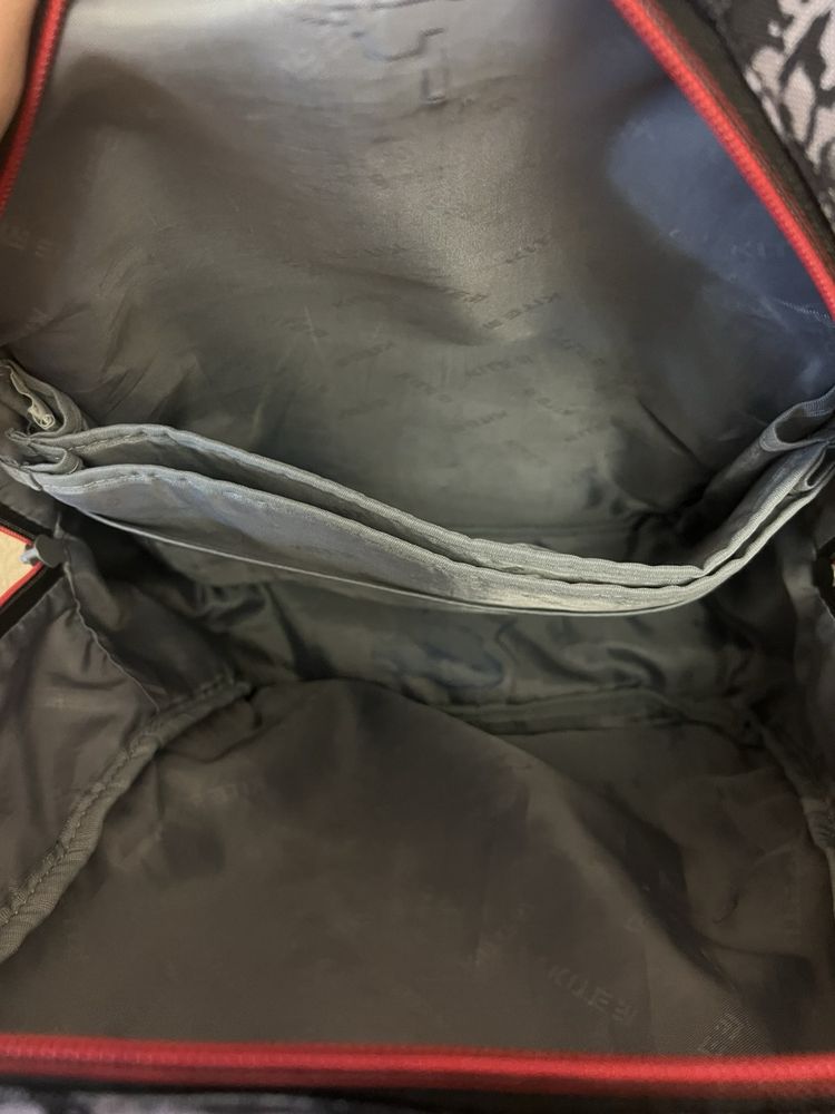 Продам шкільний пюкзак Kite