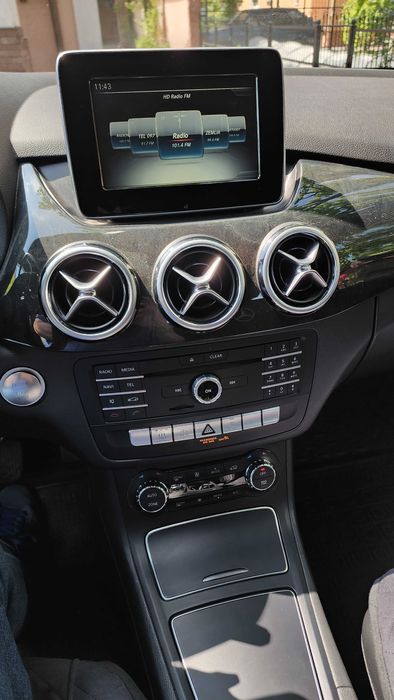 продам автомобіль MB 250e (електро)