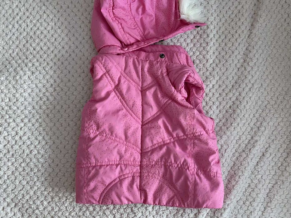 Kamizelka z odpinanym kapturem rozmiar 74