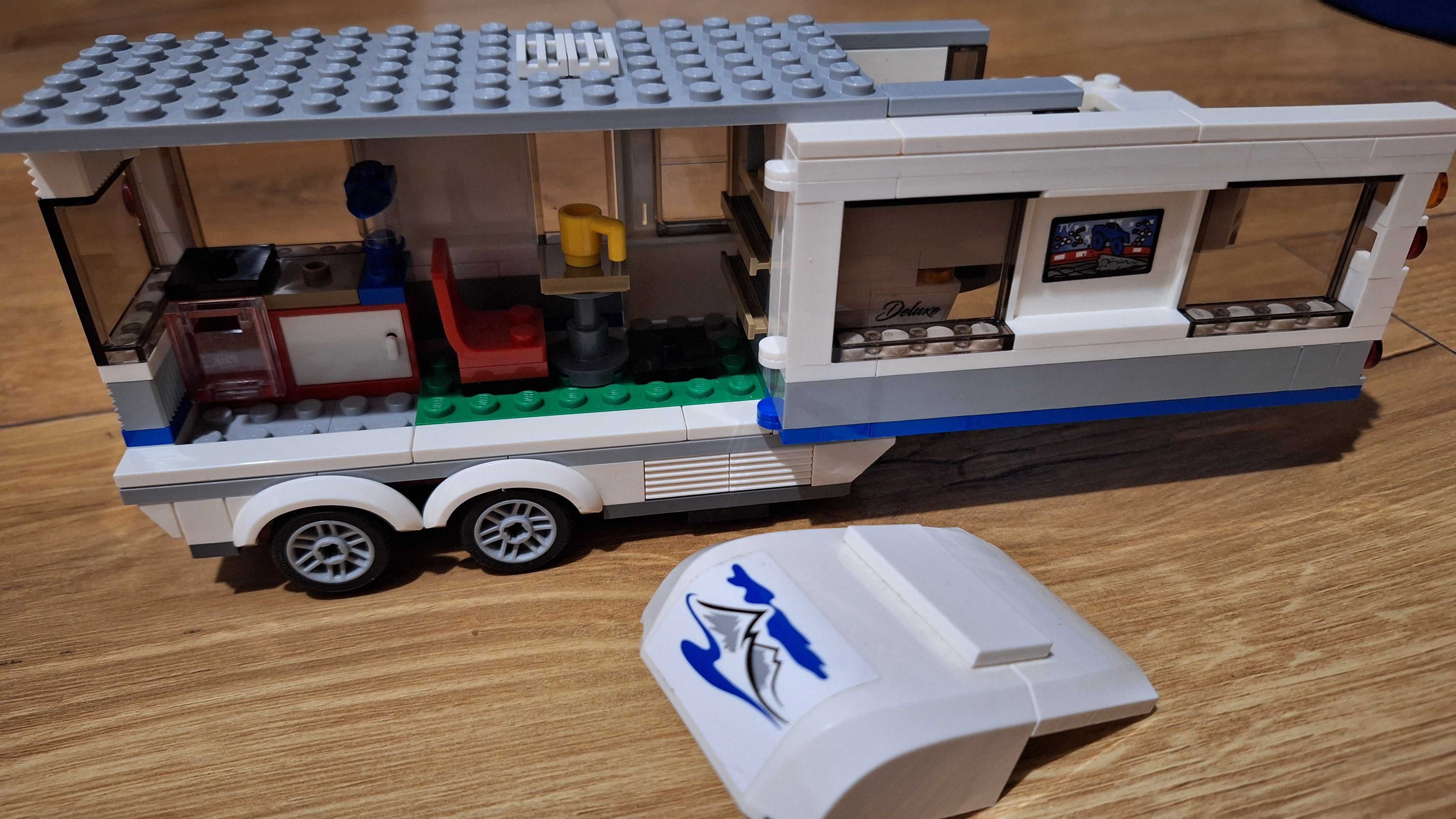 Lego ® Pickup z Przyczepą (60182) (Brak Auta i kilka części)