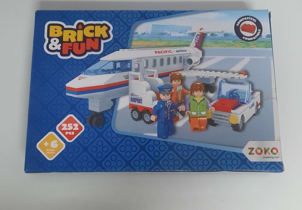 Lego Avião e passageiros