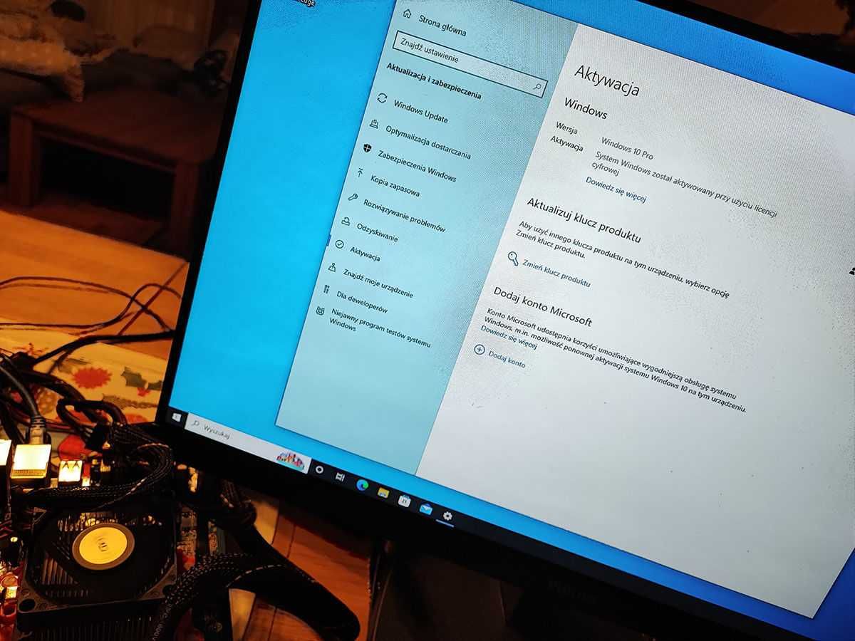 Płyta główna GIGABYTE M52L-S3, AMD ATHLON 64 X2 5000+, 2GB, Windows 10
