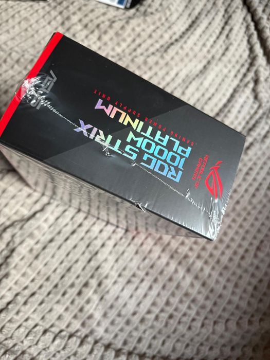 Блок живлення Asus ROG Strix 1000P W Gaming (90YE00W1-B0NA00) Platinum