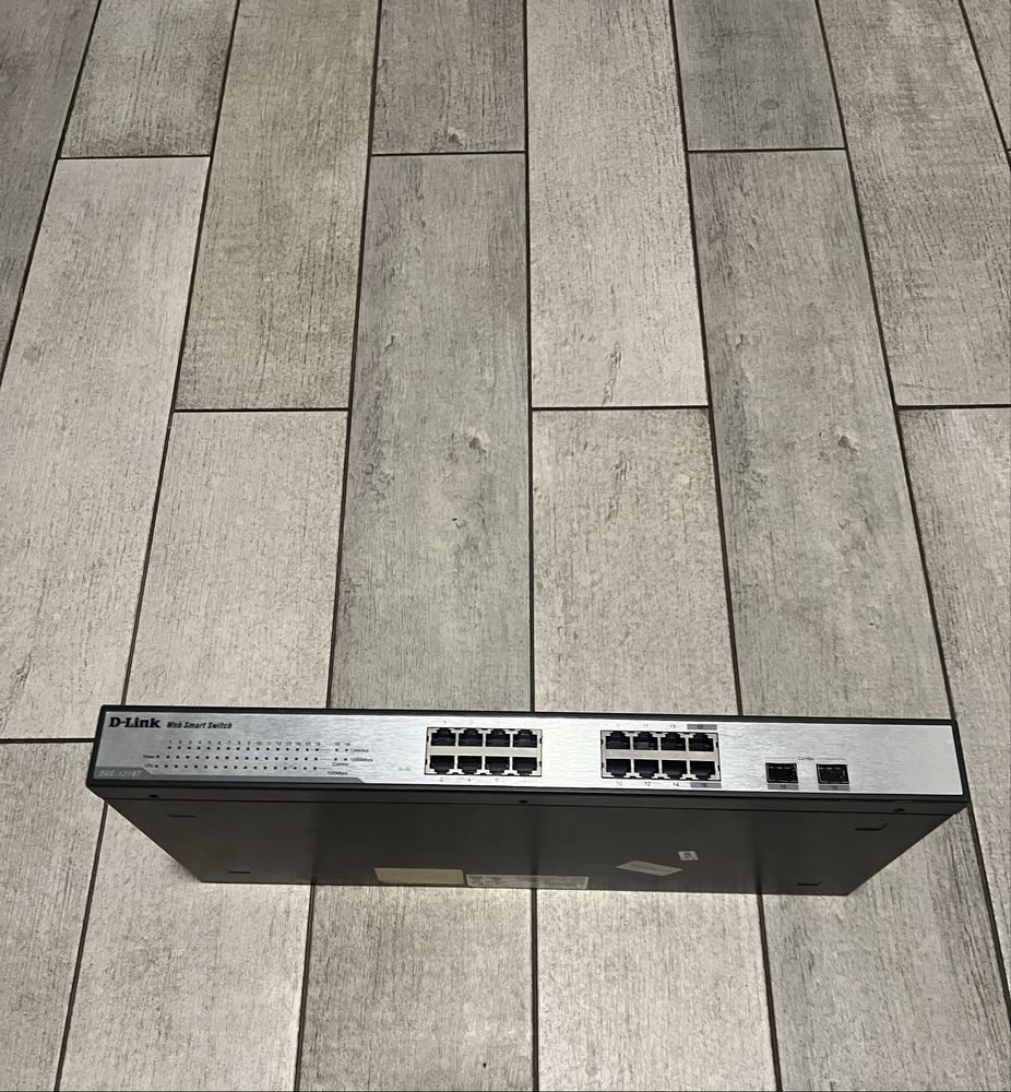 D- Link Web Smart Switch DGS-1216T