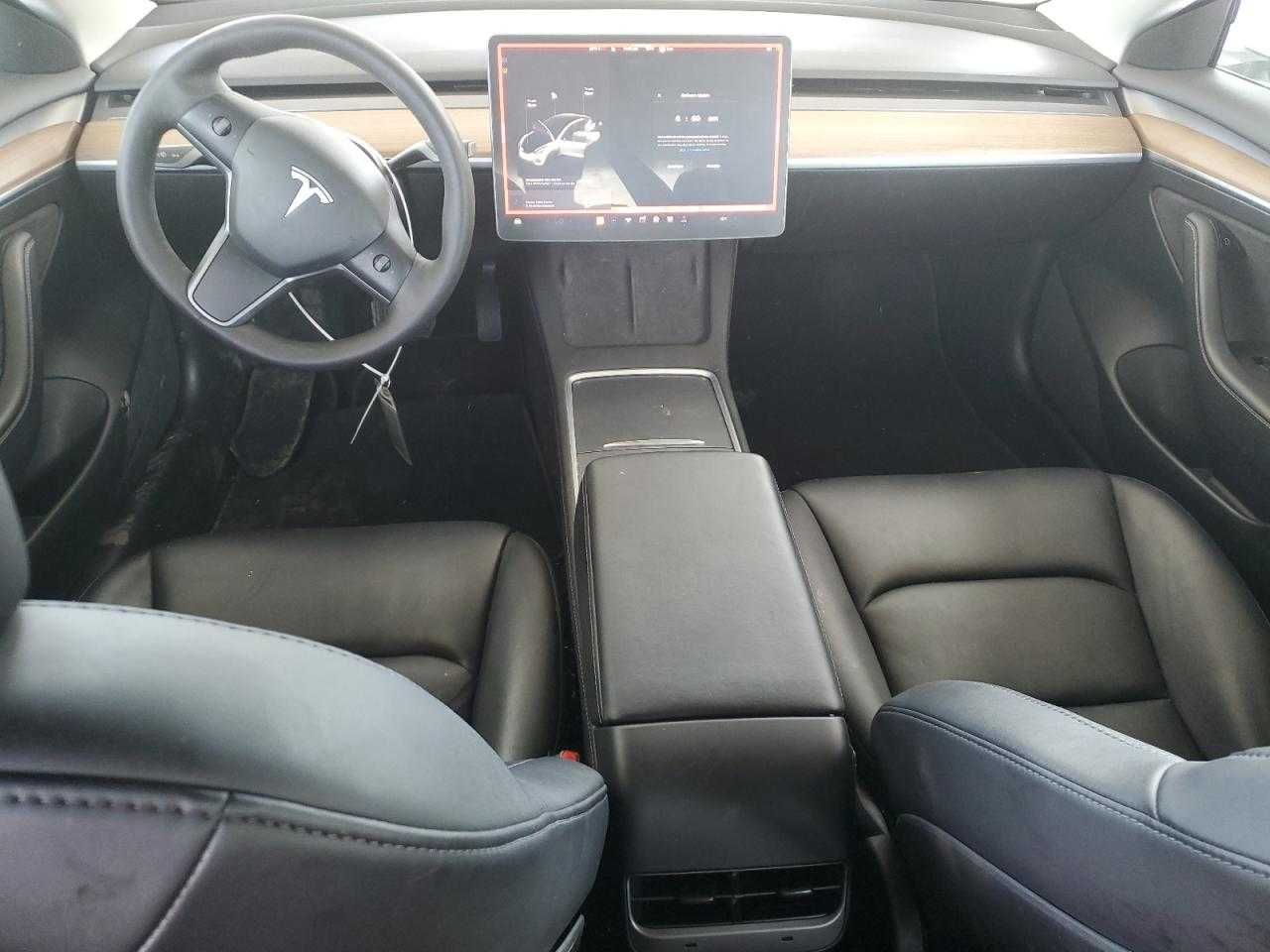Tesla Model 3 2022 -