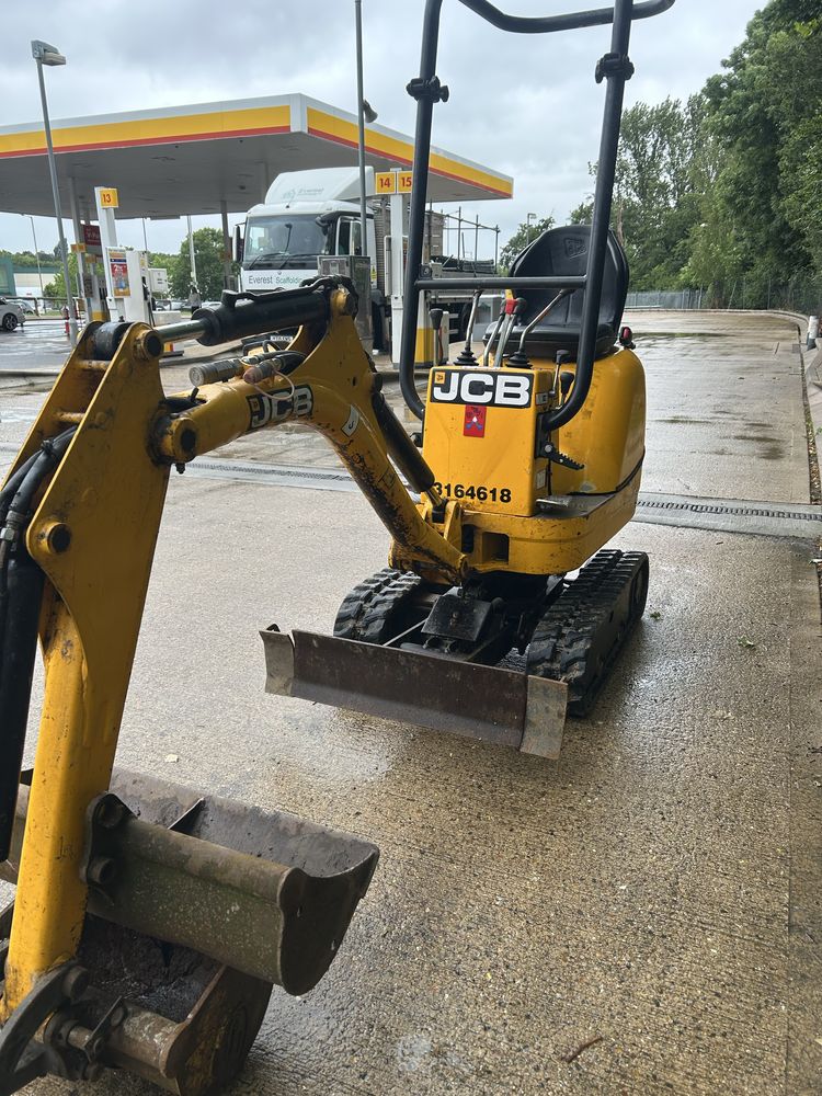 Jcb 8008 Cts Mikrokoparka 2019 niski przebieg w bardzo dobrym stanie
