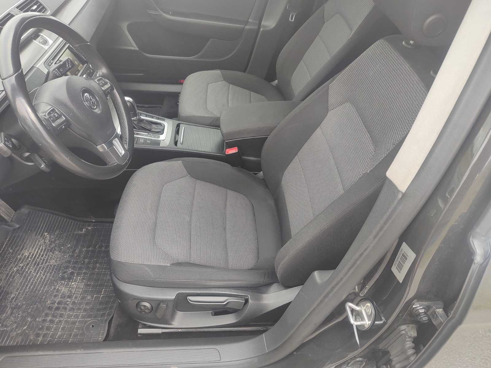 VW PASSAT B7 uszkodzony 2.0 TDI DSG NAVI kombi grafitowy