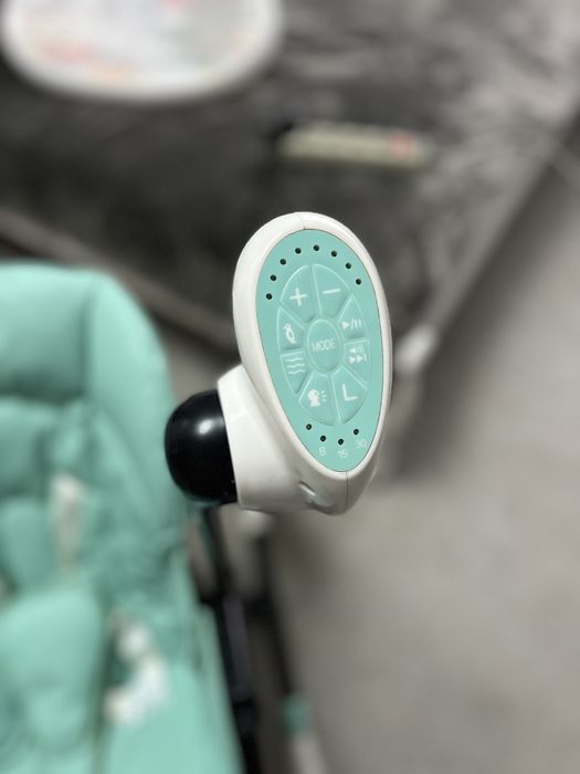 Гойдалка, стільчик для годування  CARRELLO Cascata