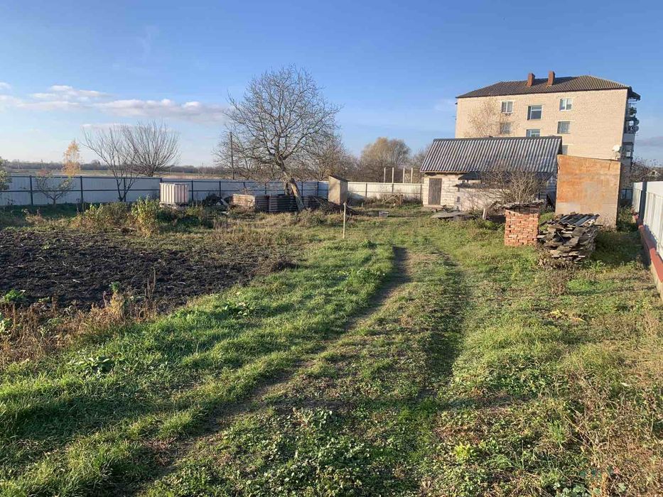 Продаж земельної ділянки