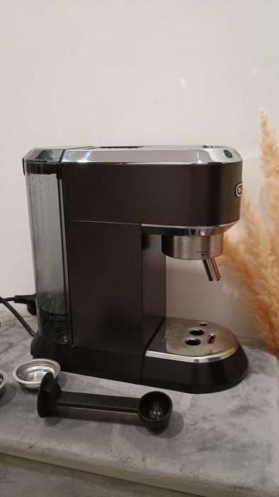Ekspres DeLonghi Dedica