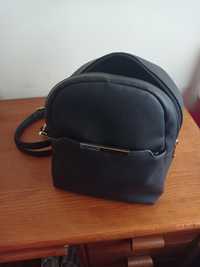 Mochila    preta