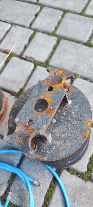 Комплект пневмопідвіски для Міцубісі  L200 96p