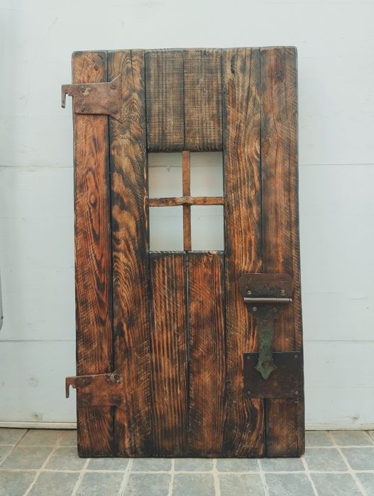 Vendo pequena porta rustica