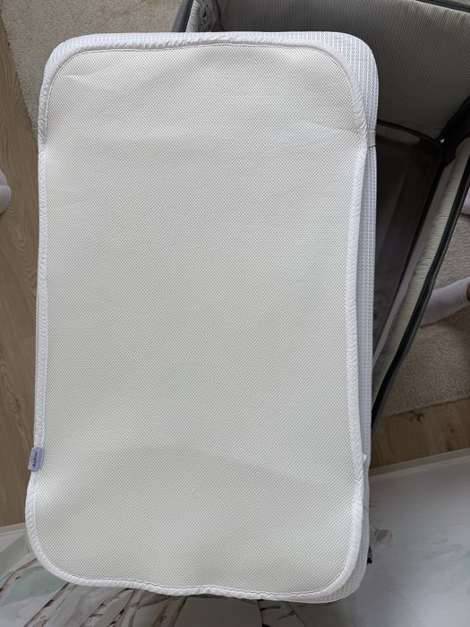 Chicco next2me magic, szare