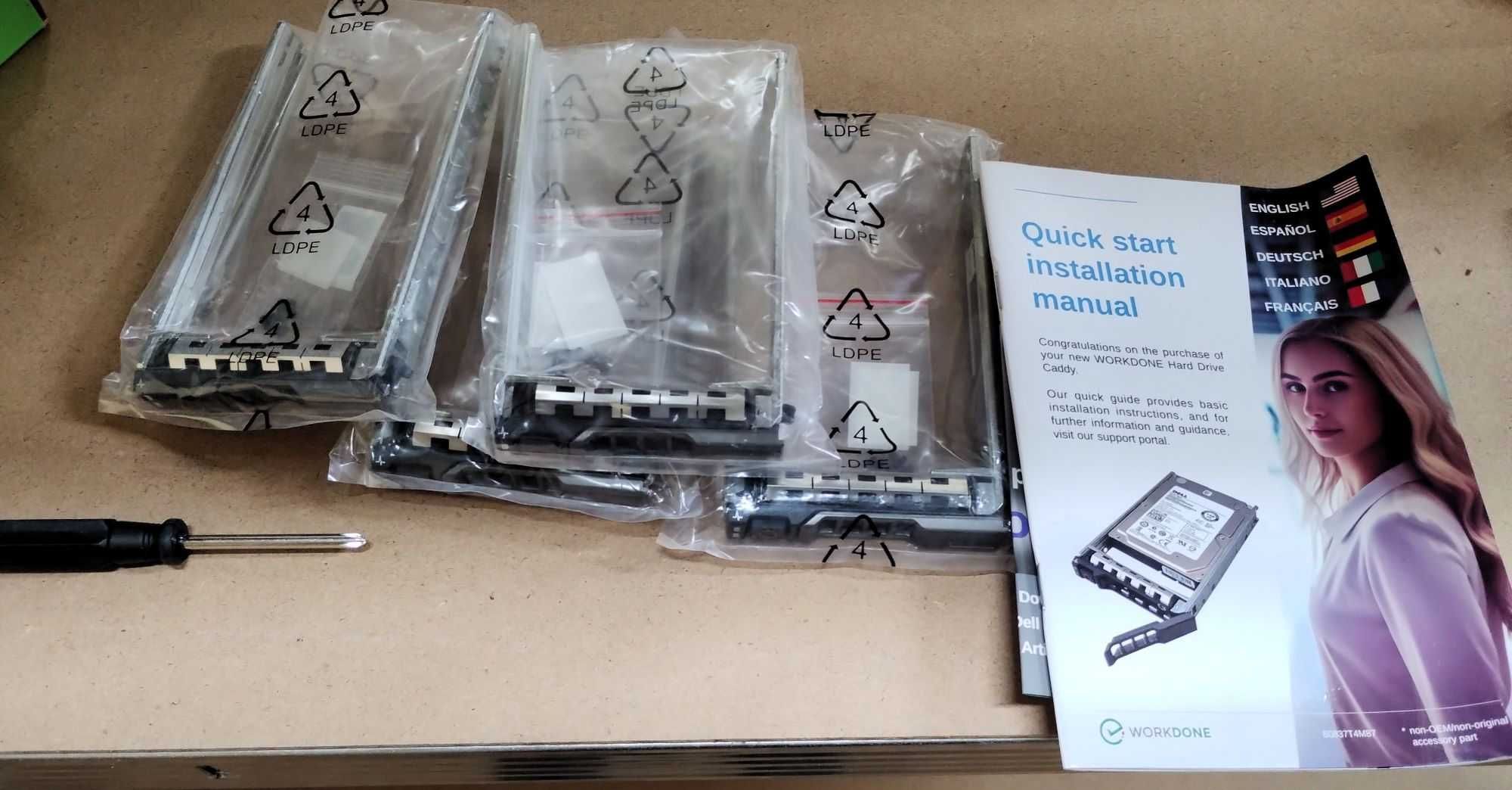 WorkDone 4-Pack - 2,5"kieszeń na dysk twardy do serwera Dell PowerEdge