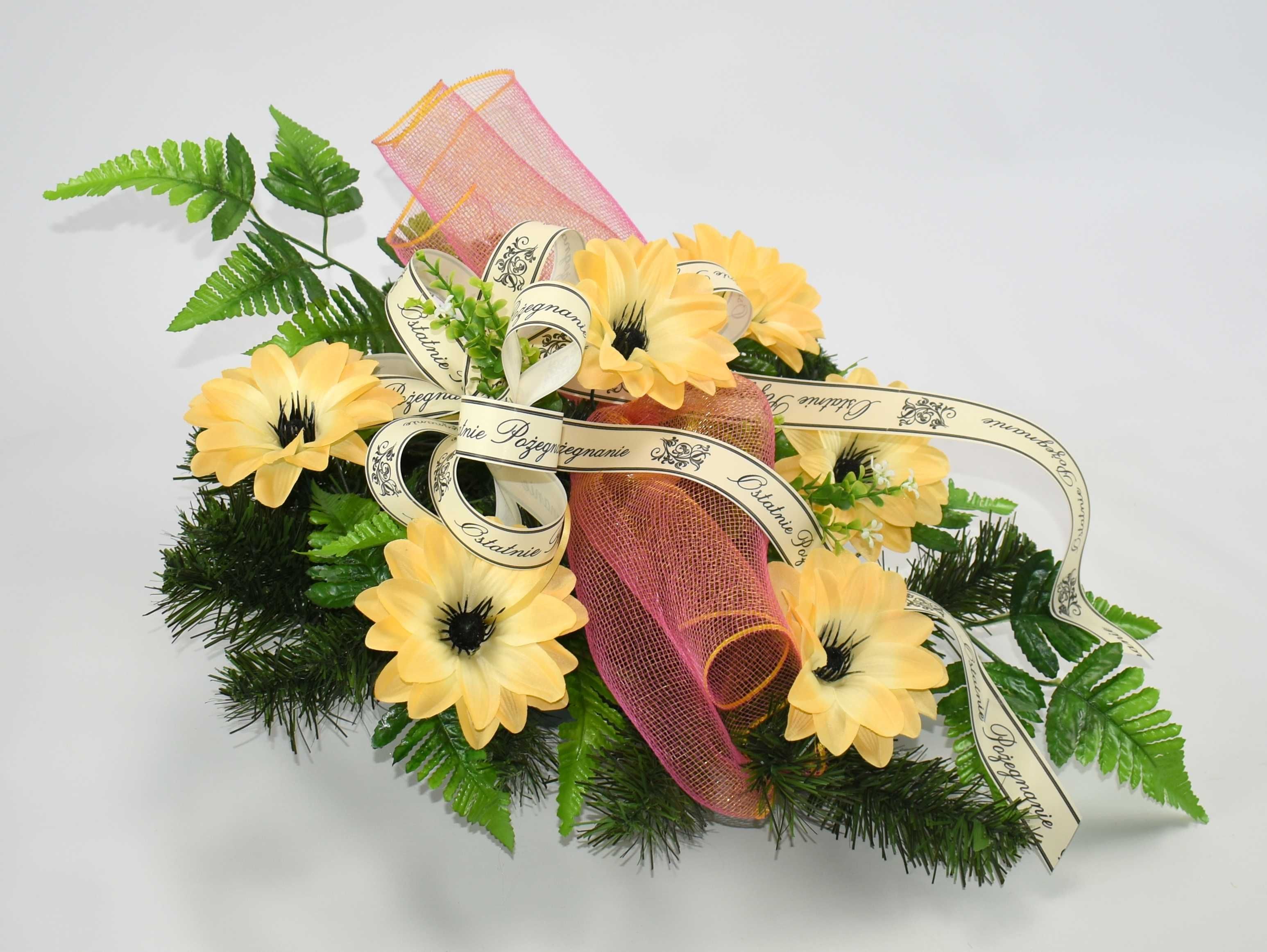 Jasna wiązanka na pogrzeb sztuczne kwiaty Wieniec na grób