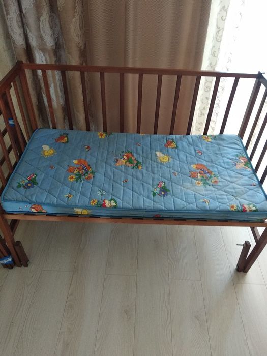 Дитяче ліжко + матрац