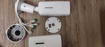 Kamera HikVision DS-2CD2643G2-IZS(2.8-12mm) AcuSense z podstawą