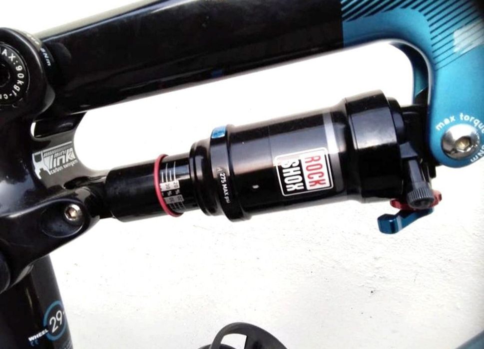 JF-bikes  29 Coluer Sodium Carbono L suspensão total