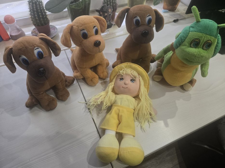 М'яка іграшка, песик, гусінь, пупсень, вупсень. Мяка лялька