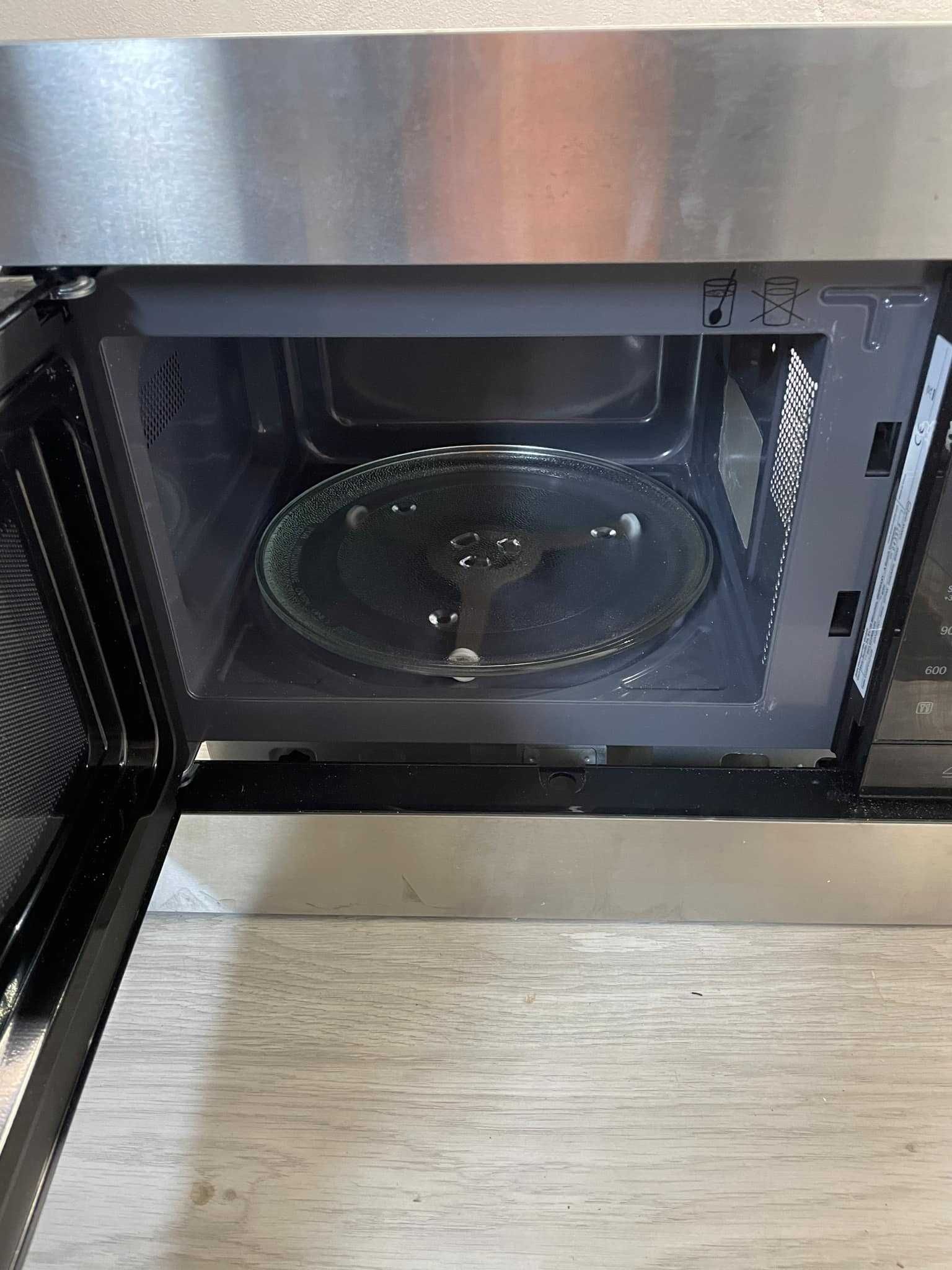 Kuchenka mikrofalowa BOSCH 800 W 20 L