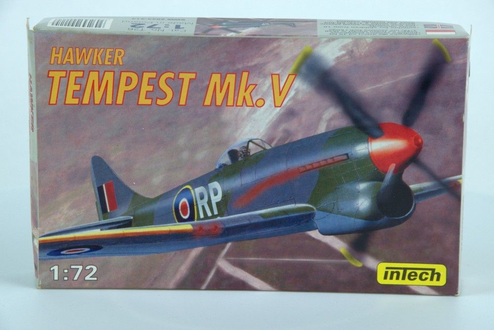 WYPRZEDAŻ Model Intech Hawker Tempest Mk. V skala 1/72