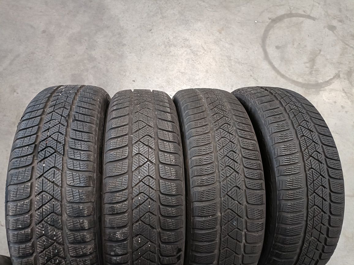 Opony zimowe Pirelli Sottozero 3 205/60R17