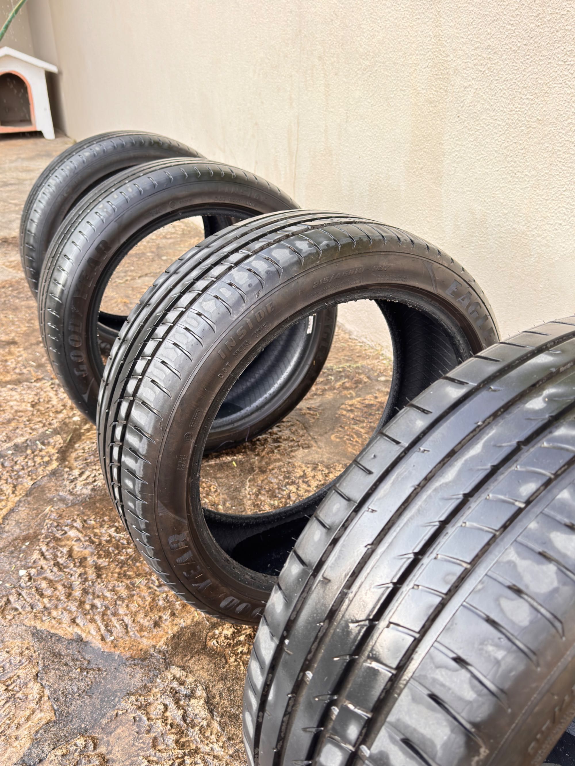 Pneus Good Year R18