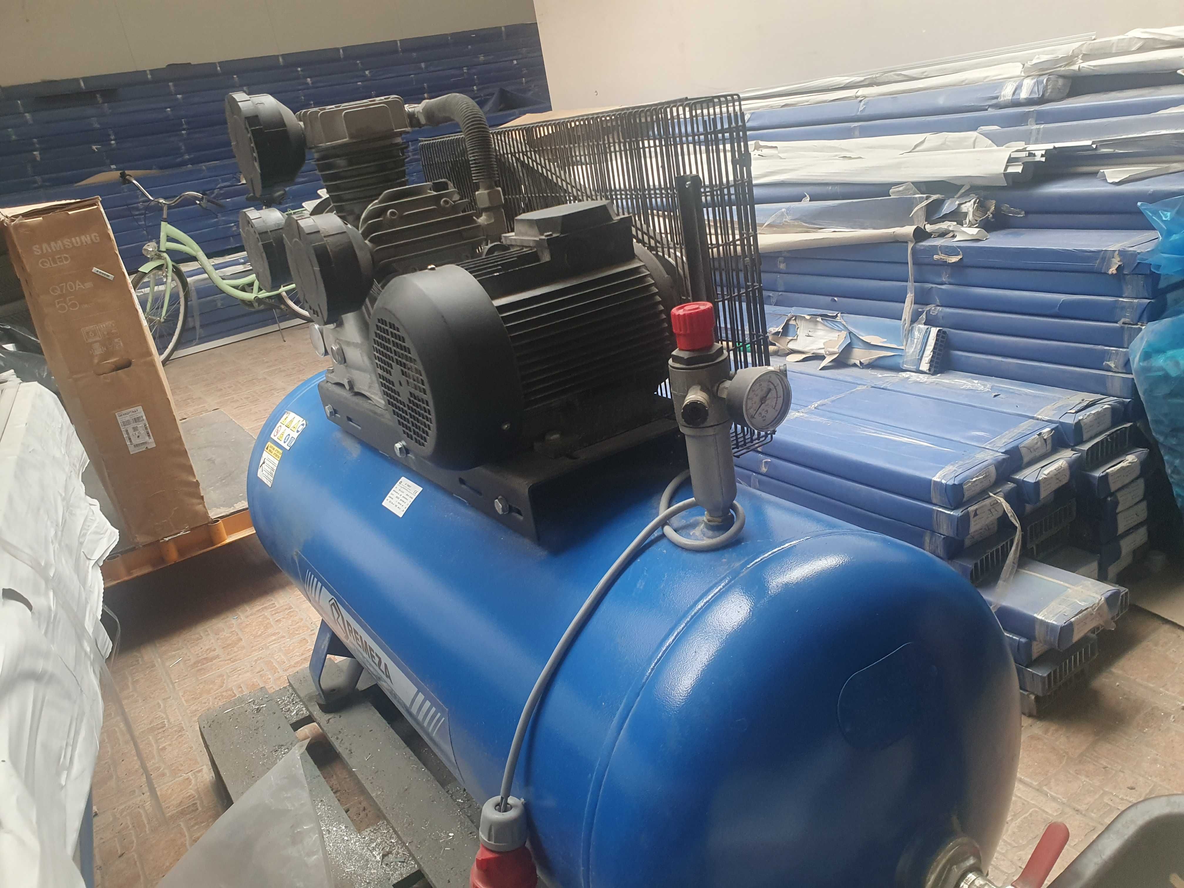 KOMPRESOR Remeza SB4/F-270.LB75  rok prod. 2022  FV VAT