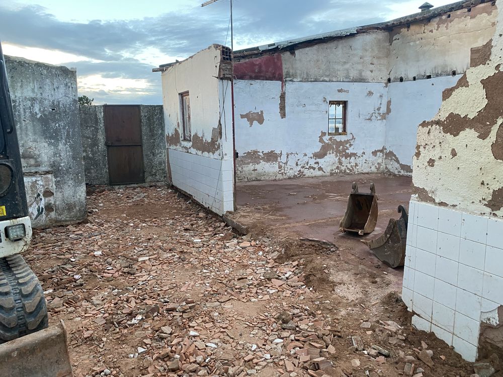 Serviço mini giratoria