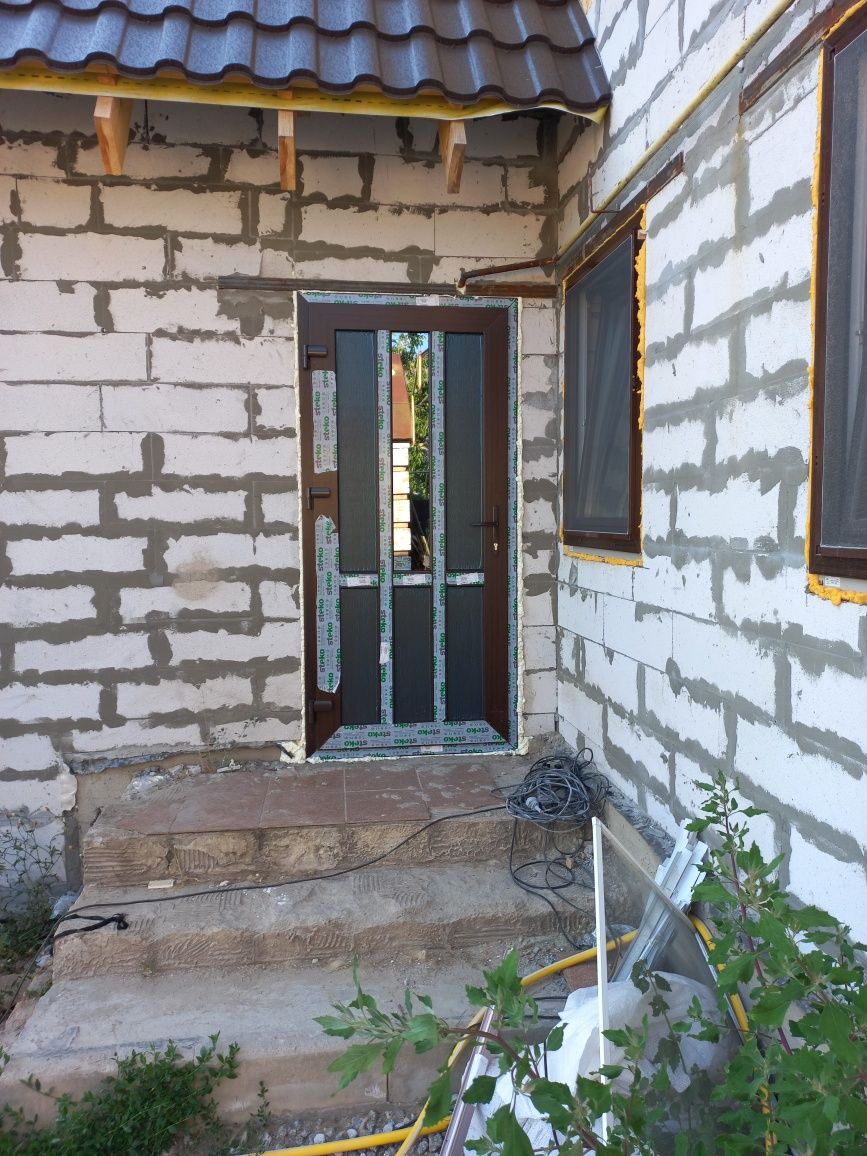 Професійний монтаж вікон та дверей