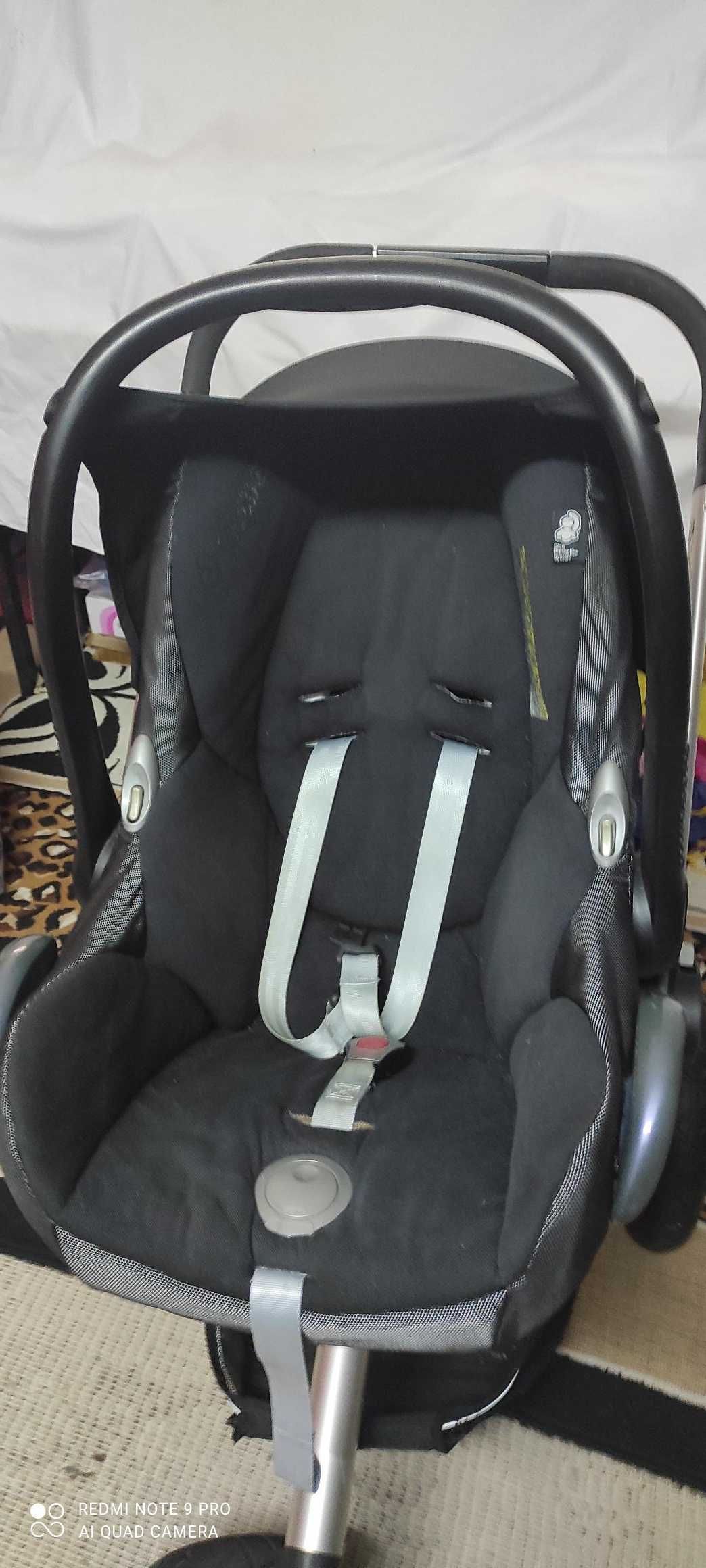 Carrinho Quinny , Ovo e Isofix em excelente estado