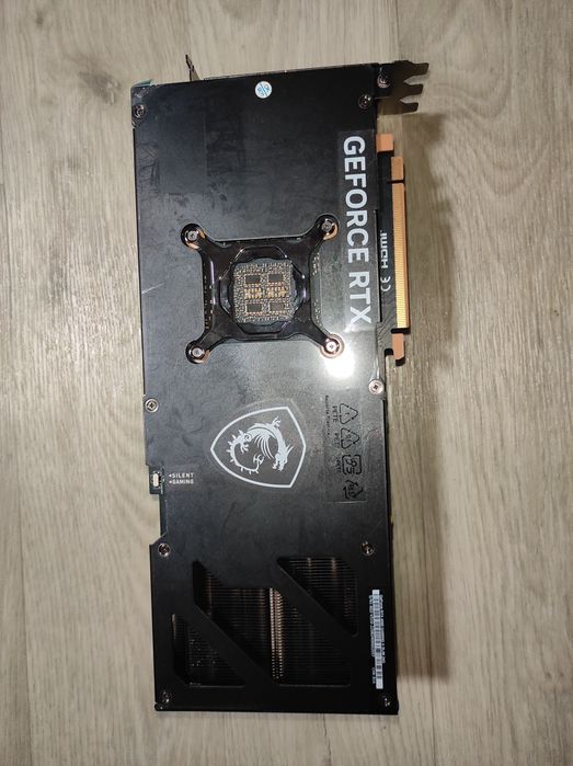 NVIDIA RTX 4090 MSI SLIM Gaming 24gb