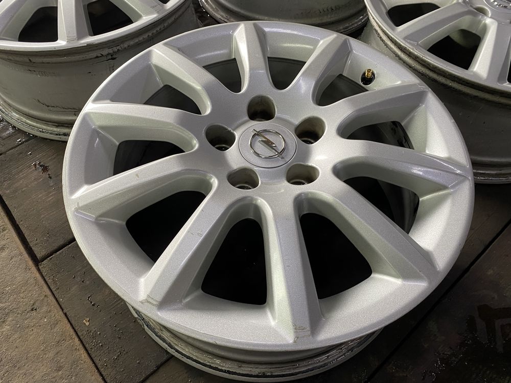 Felgi aluminiowe 6.5J16 ET37 oryginał Opel 5x110/65.1 ładne komplet