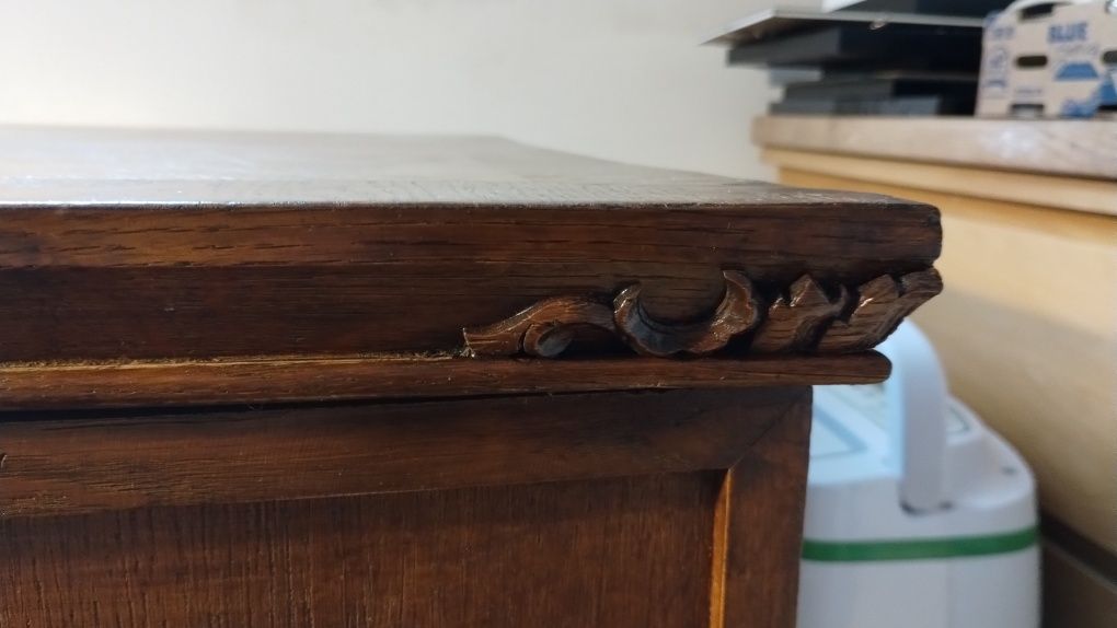 Stare biurko po renowacji