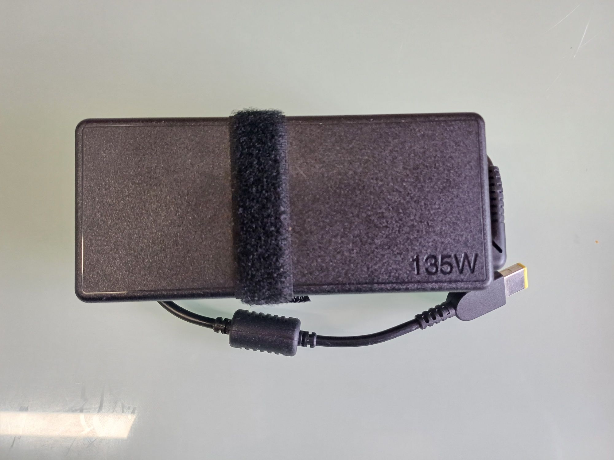 Original 135W Lenovo ADL135NCC3A Adaptador AC Carregador