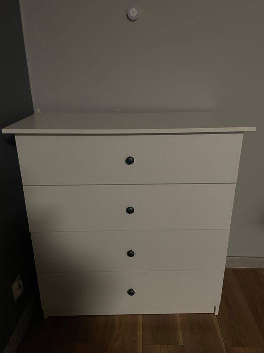 Komoda biała 4 szuflady