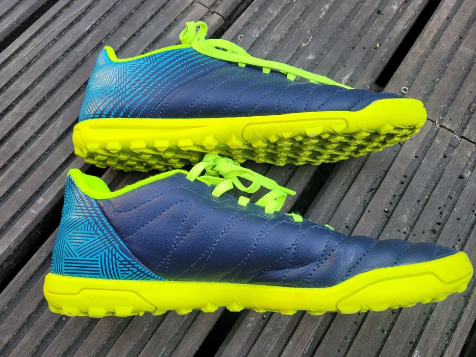 Buty do piłki nożnej (2 pary) rozmiar 36 (Huari, Kipsta)