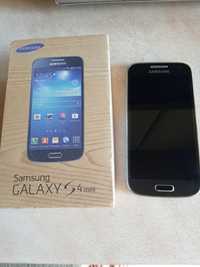 Мобильный телефон Samsung galaxy S 4 mini.