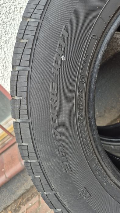 Opony zimowe Cooper Discoverer 215 70 R16