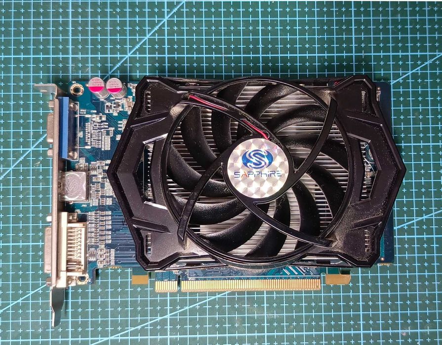 Karta graficzna Sapphire HD4670 1GB – VGA / HDMI / DVI