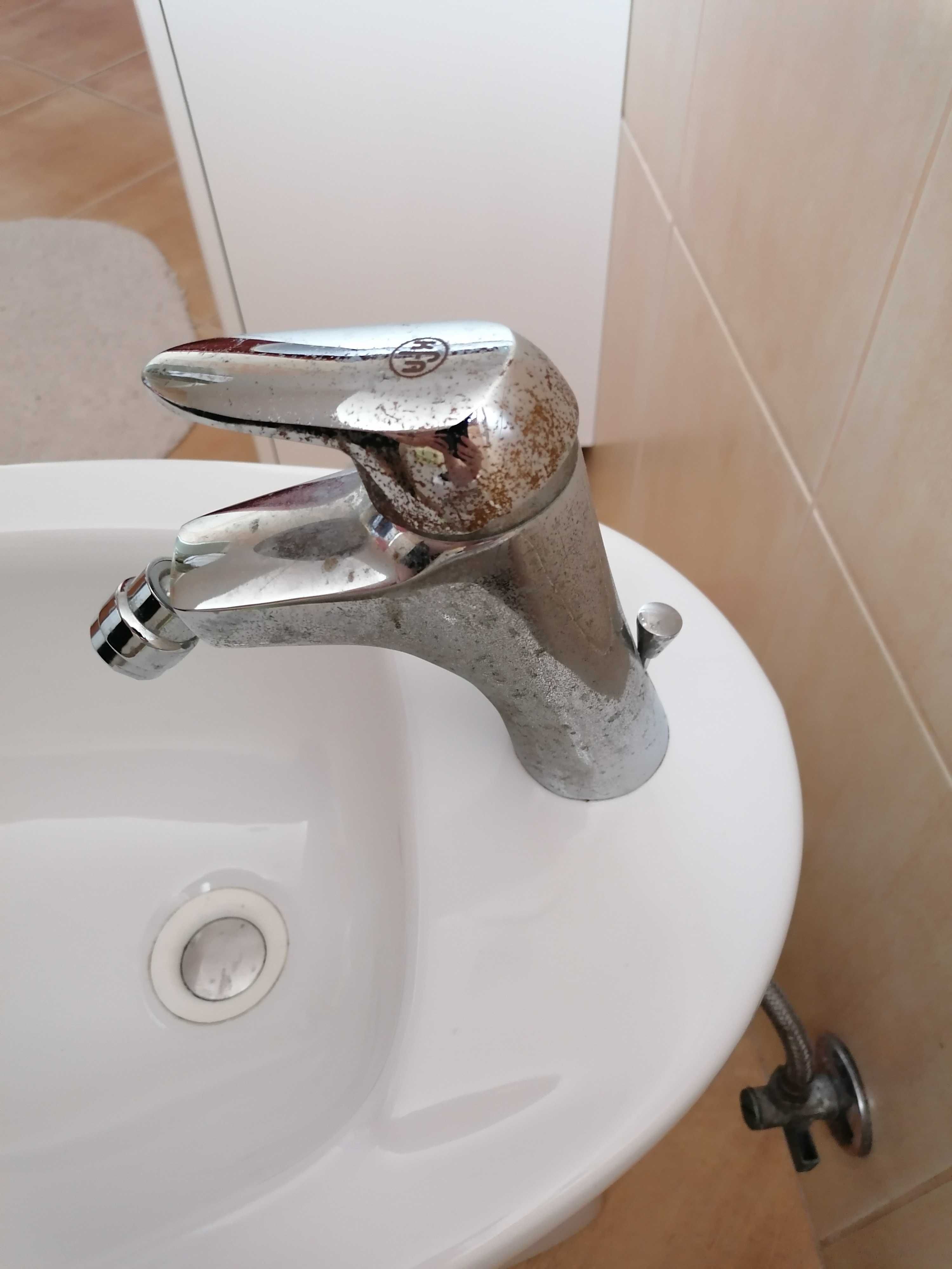 Bidet kolo  z baterią