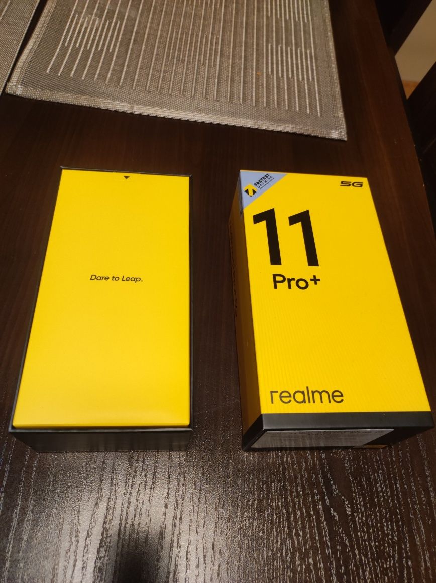 Realme 11 PRO Plus 5 g czarny nowy 512G w ogóle nie używany