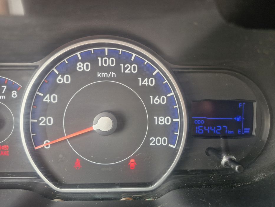 Hyundai  I 10  2012 rok 1.1 benzyna