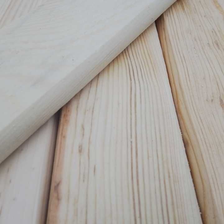 Tanie drewniane deski na podłogę, heblowane, sosna, wysyłka