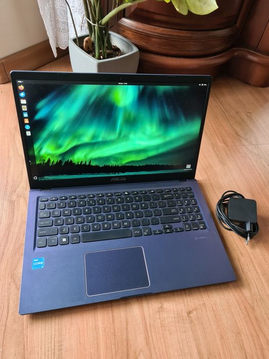 ASUS VivoBook X515EA i3-1115g4 11gen 8GB RAM 256GB SSD laptop komputer