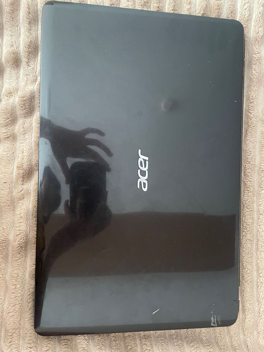 Продається Acer ноутбук вживаний в гарному стані
